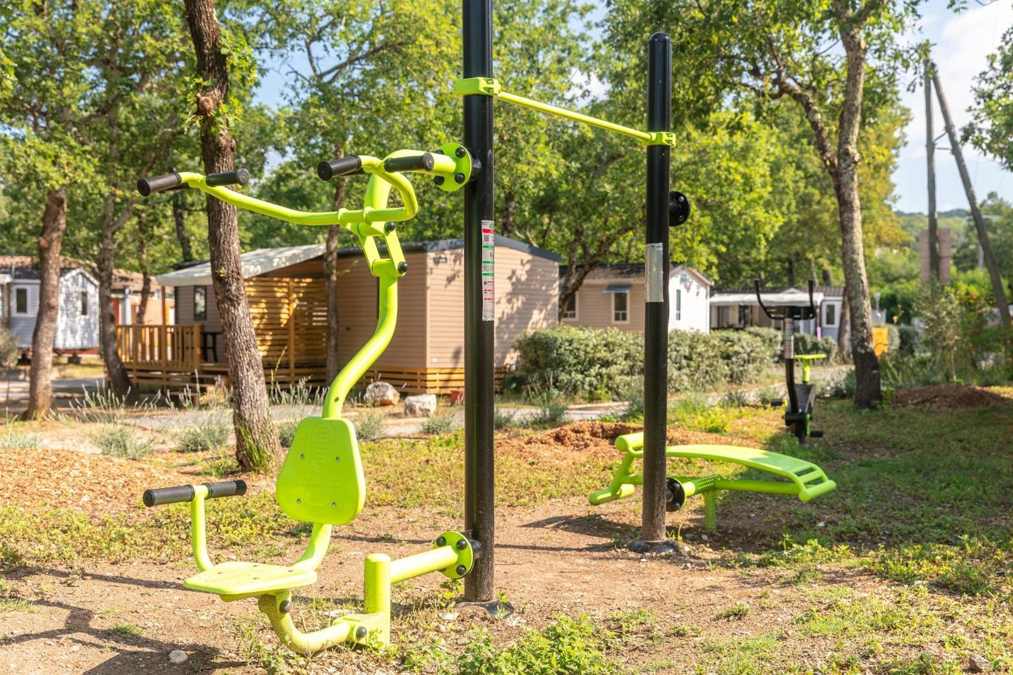 Camping Domaine De Chaussy Lagorce  Luaran gambar
