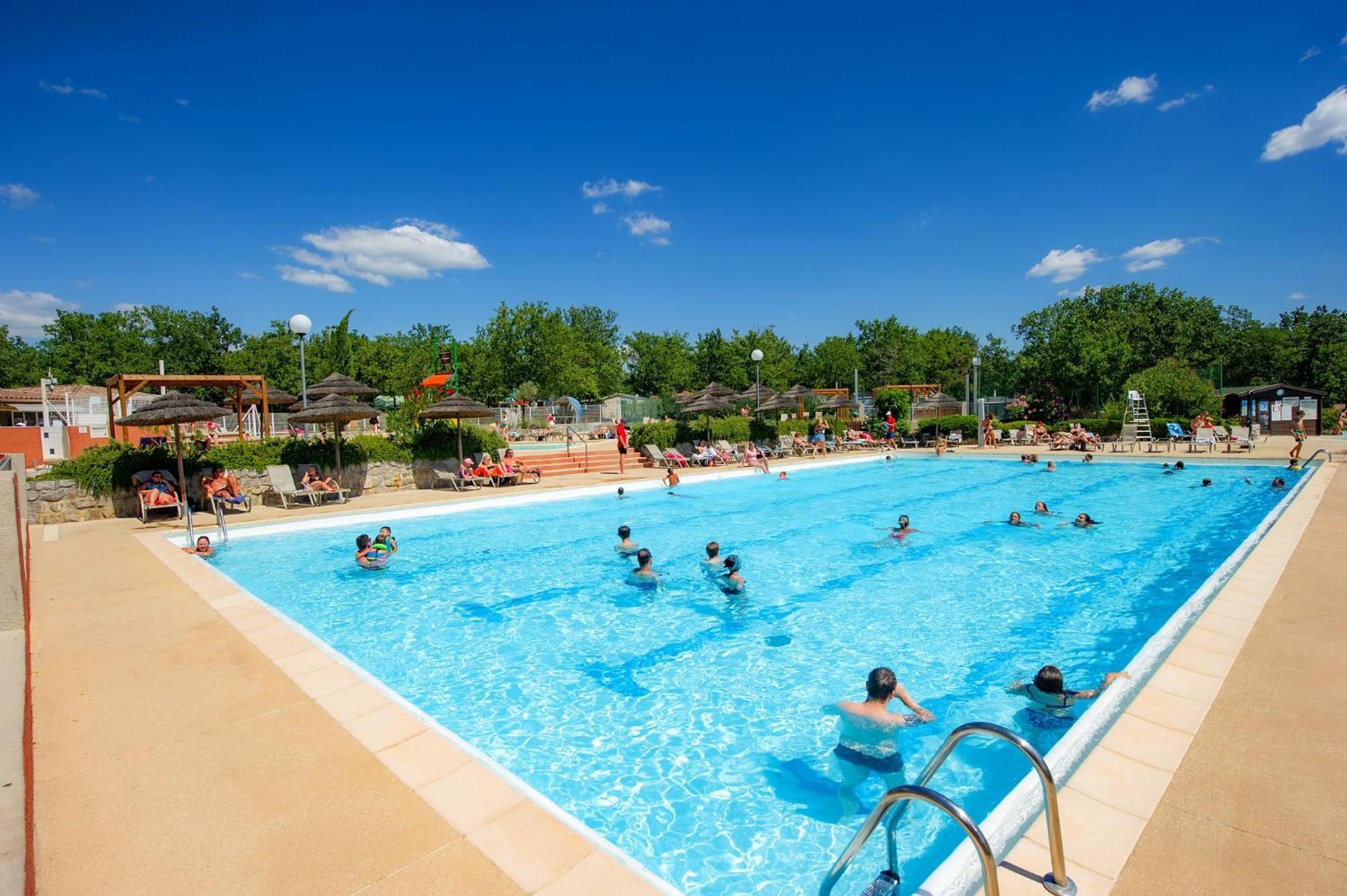 Camping Domaine De Chaussy Lagorce  Luaran gambar